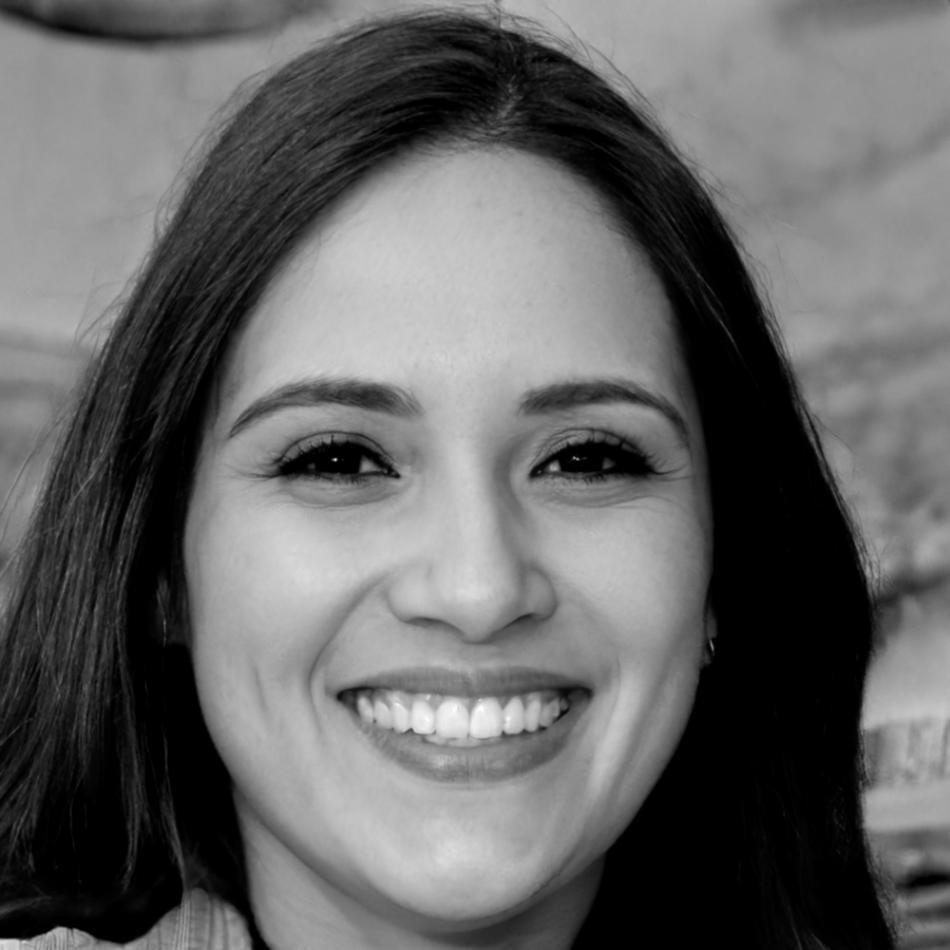 Dr. Sarah Müller, Marktanalystin